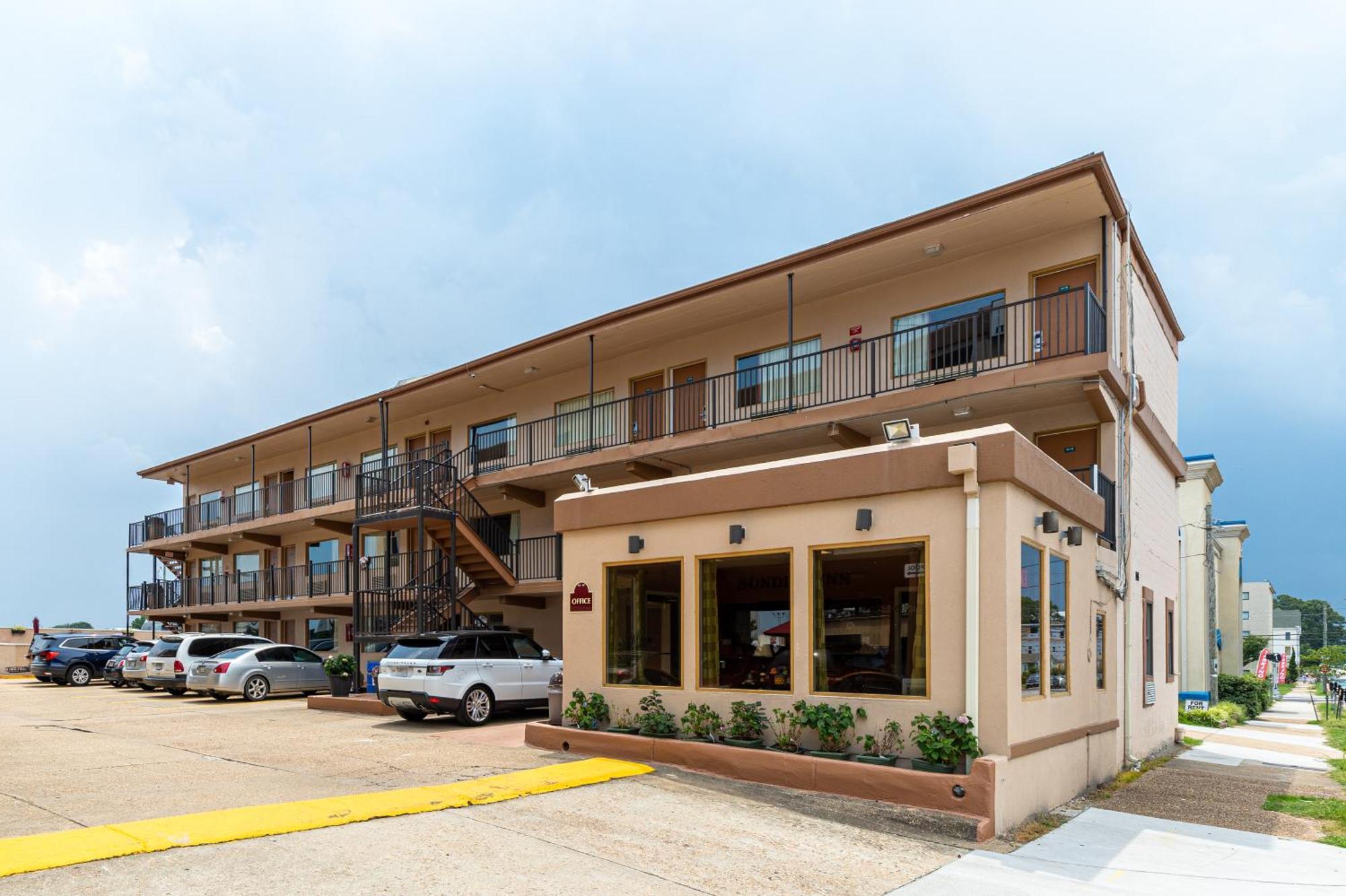 Sundial Inn Вирджиния Бийч Екстериор снимка